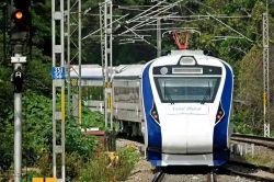 राजस्थान के प्रमुख शहरों के बीच संचालित ‘वंदे भारत ट्रेन’ के रूट में बड़ा बदलाव,
आई ये लेटेस्ट अपडेट - image