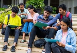 आपकी बात : युवाओं में कौशल विकास के लिए क्या कदम उठाए जाने चाहिए? - image