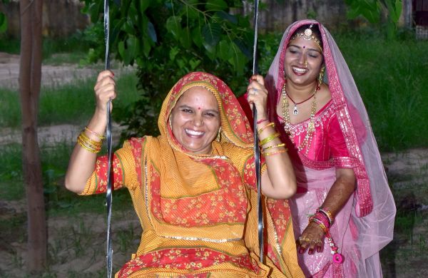 Amazing darshan of Radha-Krishna on Kajali Teej, fair filled in Ahichhatra fort