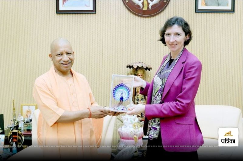 Britain High Commission Lindy Cameron met CM Yogi discussion on investment and tourism in UP