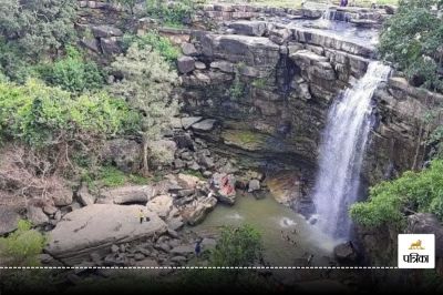 Water cascading down 70 feet captivating hearts magic Kanakaddar Lalitpur, 70 फीट ऊंचाई से गिरता जल, बांधता दिलों को: ललितपुर के कनकद्दर का जादू