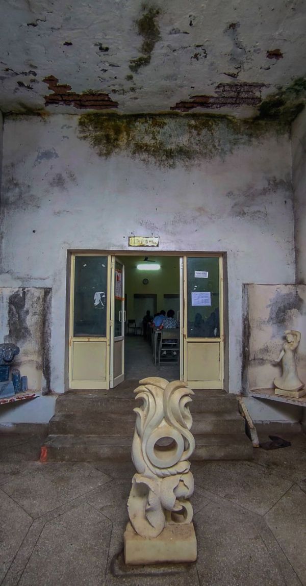 rajasthan university building bad shape