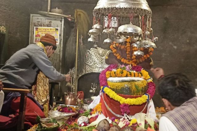 Jageshwar Dham: जागेश्वर धाम में दीप तपस्या से पूरी होती है मनोकामना, पूर्व पीएम की बेटी भी कर चुकी है ये तप