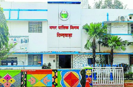 नगर निगम के अधिकारी अवैध कॉलोनाइजर्स के खिलाफ एफआइआर में कर रहे देरी
