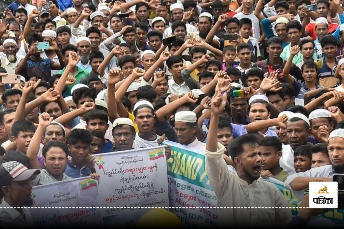 Rohingya Muslims refugees protests in Bangladesh demands to send to Myanmar