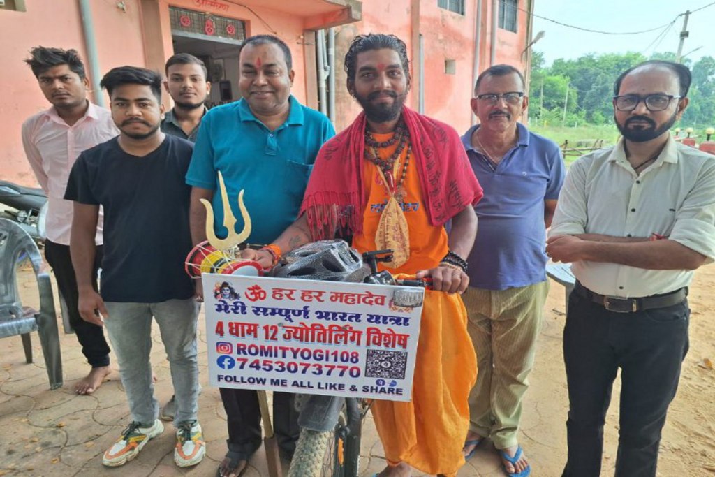 Char dham tour on bicycle