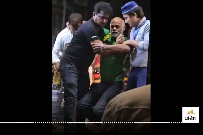 Vinod Kambli Struggling to Walk Properly