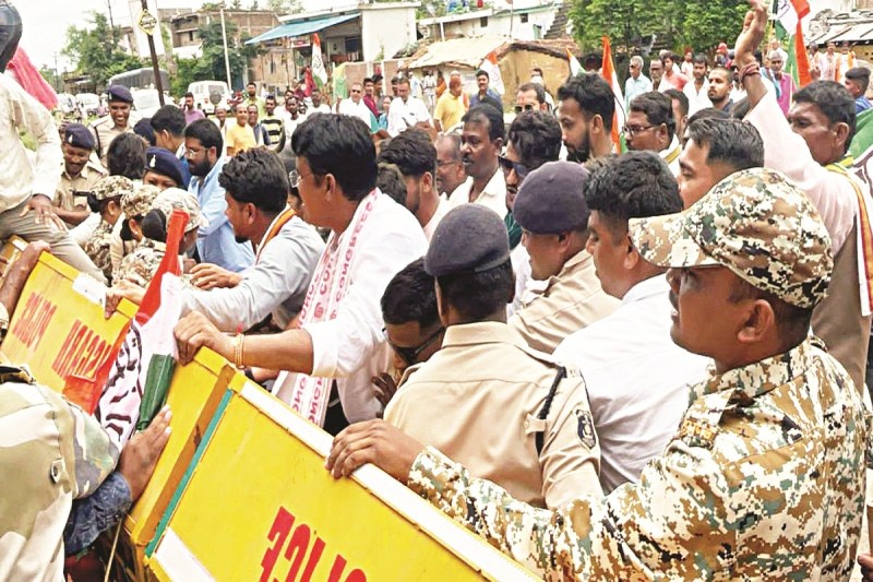 Gav Satyagraha In Chhattisgarh, chhattisgarh congress protest