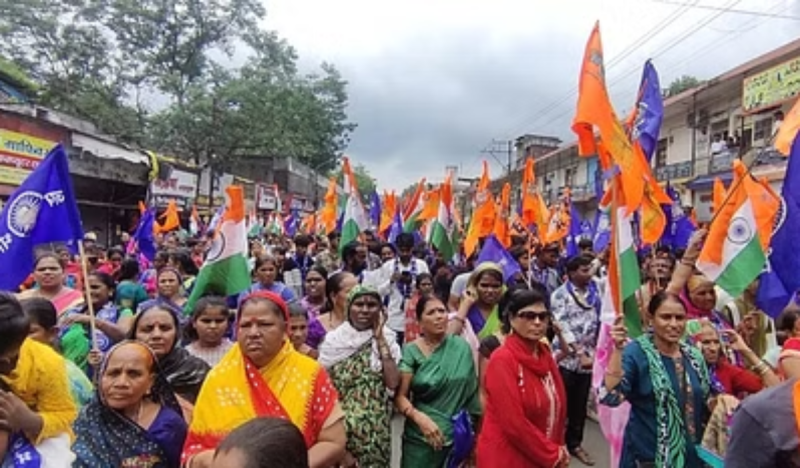 Protest in Indore against atrocities on Hindus in Bangladesh