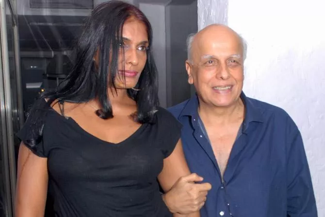 (Anu Aggarwal React Mahesh Bhatt Affair