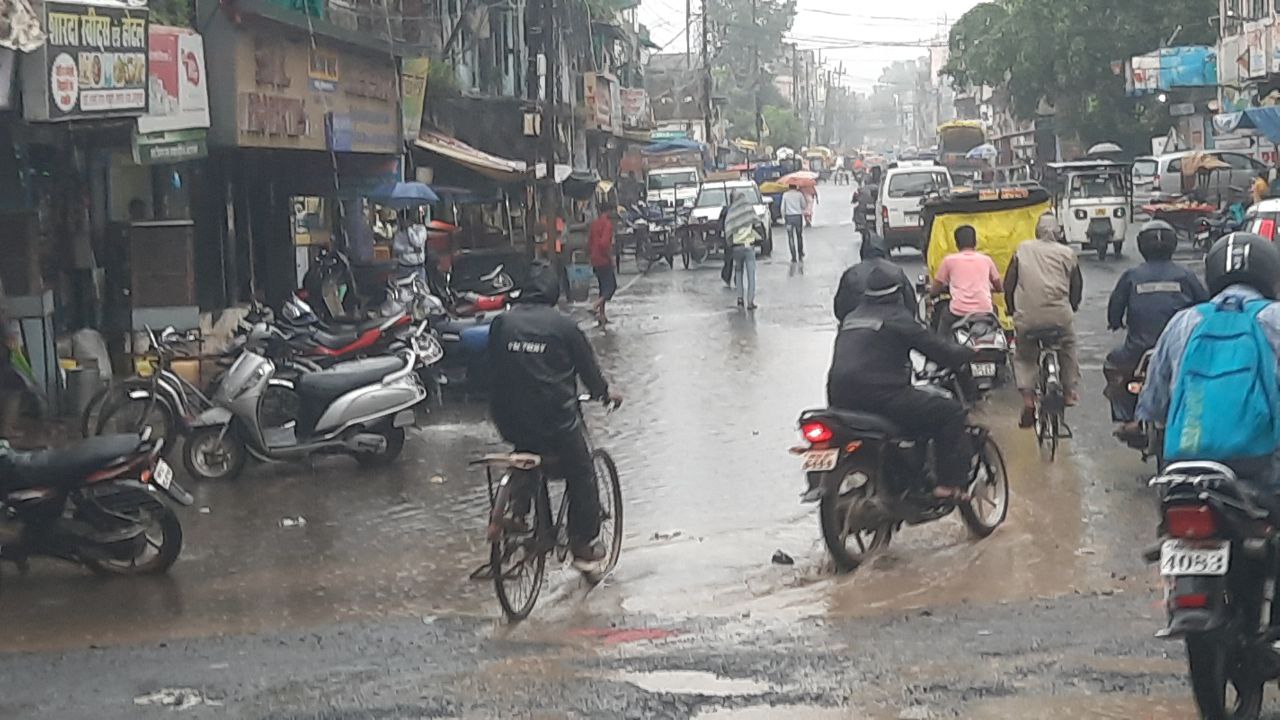 Rain Update: ब्रेक के बाद monsoon फिर सक्रिय, आज भारी बारिश का Alert