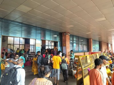 Crime branch is auctioning gold and silver jewellery, electronic items, if it is yours then take it with documents