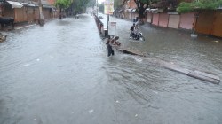 राजस्थान के इन जिलों में मूसलाधार बारिश, जयपुर में जनजीवन अस्त व्यस्त, 5 अगस्त
तक भारी बारिश का अलर्ट - image