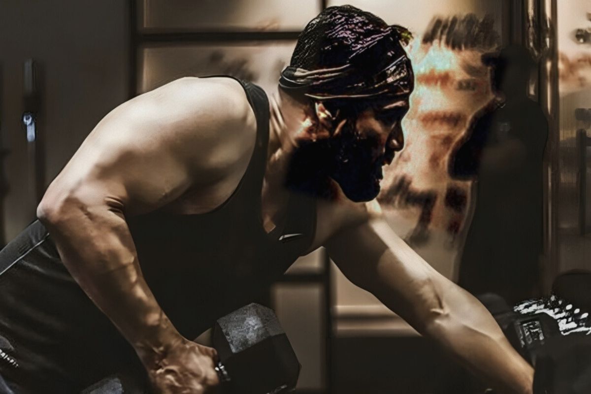 Sunil Shetty Birthday Know About Actors Career And hit movies with Akshay Kumar