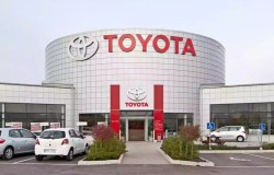 Toyota का बड़ा फैसला, टायफून के खतरे की वजह से जापान में प्रोडक्शन बंद - image