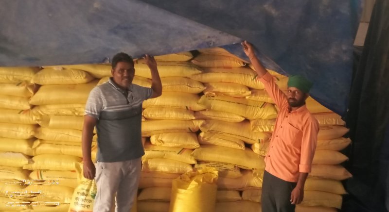 250 tons of fertilizer available in the warehouse, but farmers are demanding DAP