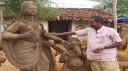 Ganesh Festival : गोबर से बनीं गणेश प्रतिमाएं, पर्यावरण संरक्षण और धार्मिक
परंपराओं के लिए नया आयाम - image