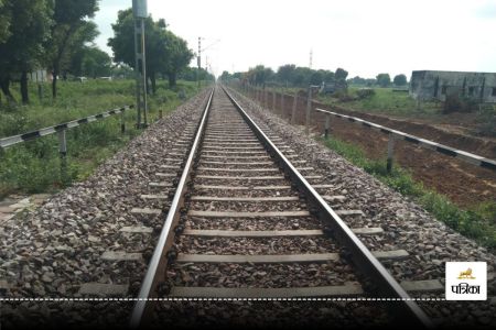 Bandikui-Agra Railway Track-1