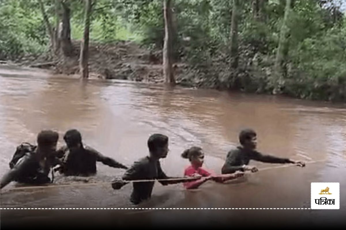 Monsoon 2024: भारी बारिश के चलते सुकमा के नदी में बाढ़, जवानों ने 12 ग्रामीणों का
किया रेस्क्यू, देखें Video