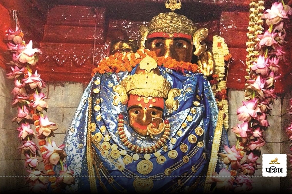 Mahamaya Temple: अद्भुत है मां महामाया की महिमा… यहां गिरा था माता सती का दाहिना
कंधा