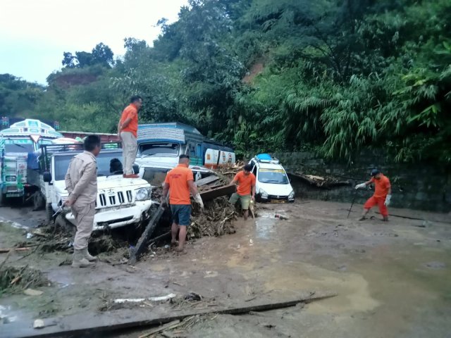 Nagaland landslide cuts off Kohima 6 dead