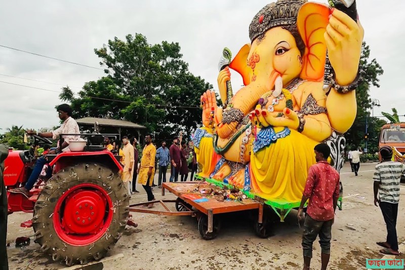 Dhule Ganpati Visarjan Accident