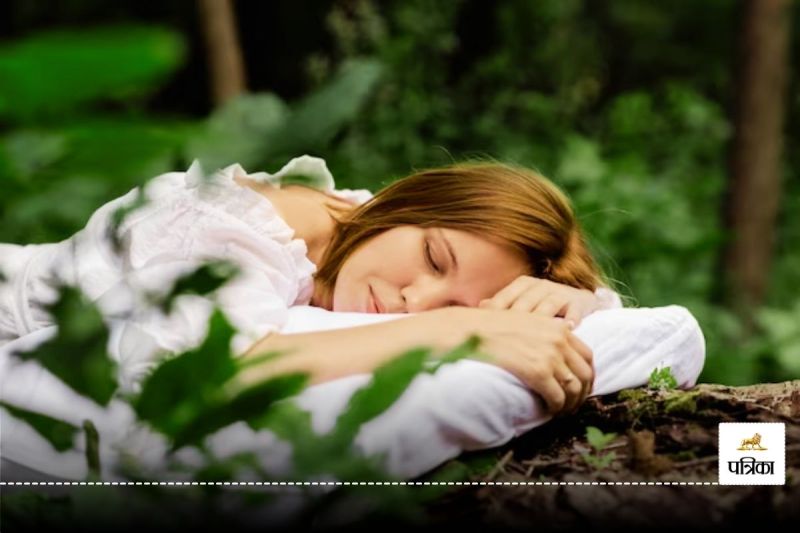 Green Noise and White Noise