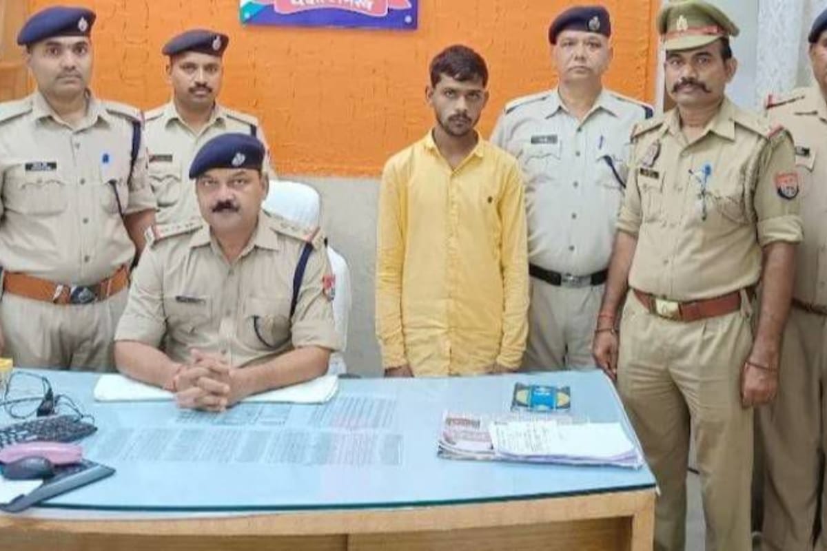 Prayagraj Crime : सीमांचल एक्सप्रेस पर पथराव करने वाला निकला मोहम्मद शमीम, कारण
सुन हैरान हुई रेलवे पुलिस