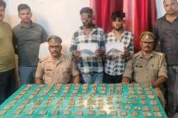 UP में भारी मात्रा में जिंदा कारतूस बरामद, रेलवे पुलिस के उड़े होश - image