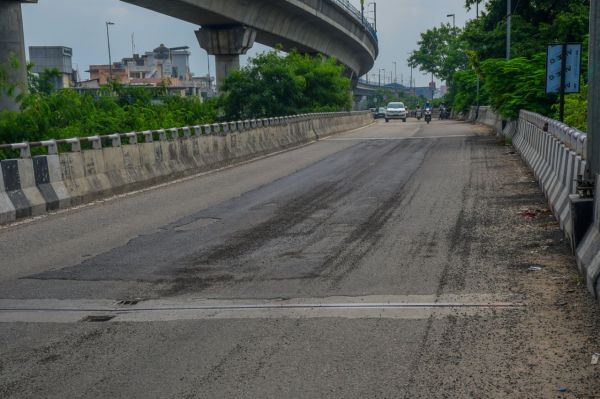 are road alivated road