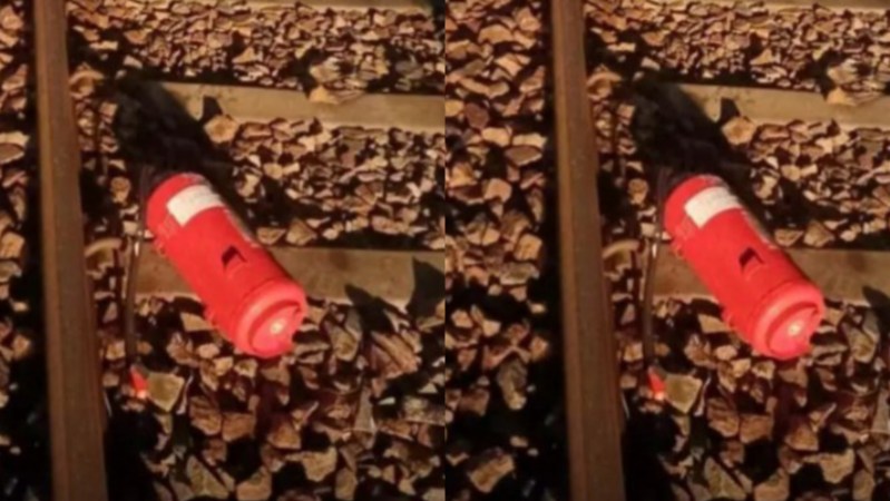 कानपुर झांसी रेल रूट पर मिला अग्निशमन यंत्र