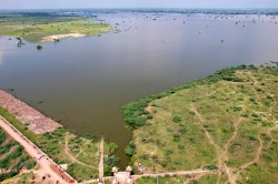 Rajasthan Dam: किसी भी वक्त छलक सकता है राजस्थान का यह बांध, इतने फीट आ चुका है
पानी - image