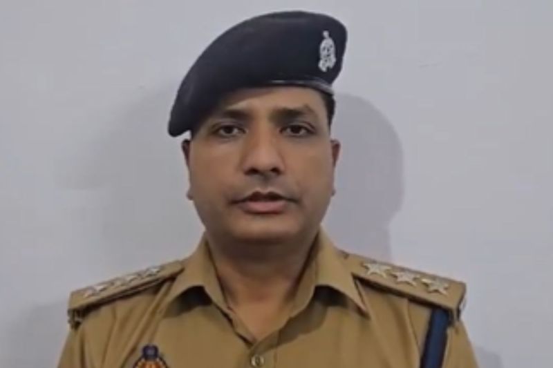 Mathura: पागल और विक्षिप्त बनकर घूमने वाला युवक निकला कुछ और…मंदिर के पुजारी ने खोली पोल