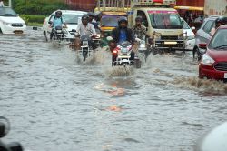 Rajasthan Heavy Rain Alert: राजस्थान के 18 जिलों में आज भारी बारिश, इन जिलों में
IMD का ऑरेंज-येलो अलर्ट - image