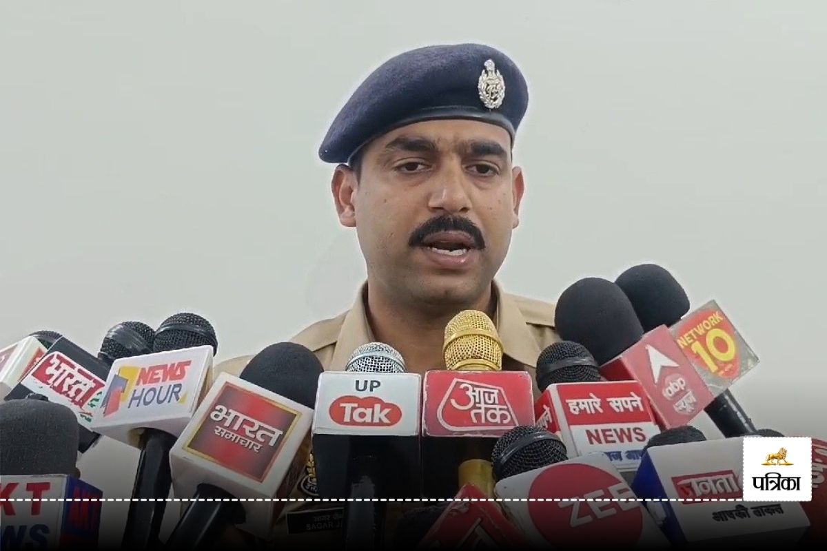 UP Crime : दंबगों ने रास्ता रोककर पीटा, कई के खिलाफ FIR दर्ज