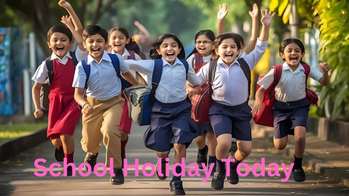 School Holiday: भारी वर्षा के चलते यूपी के एक और जिलें में स्कूलों की रहेगी
छुट्टी