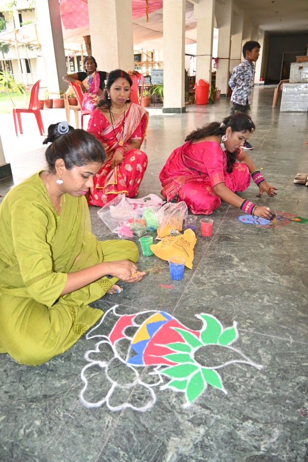 Manikpuri Mahila Mandal celebrated Teej festival with great pomp
