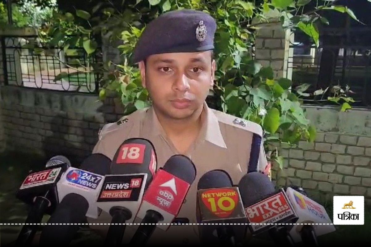 UP Crime : पुलिस टीम पर अंधाधुंध फायरिंग! दरोगा समेत तीन पुलिसकर्मी घायल