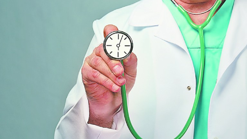 MP High Court notice on appointment of quack doctors in Victoria Hospital Jabalpur