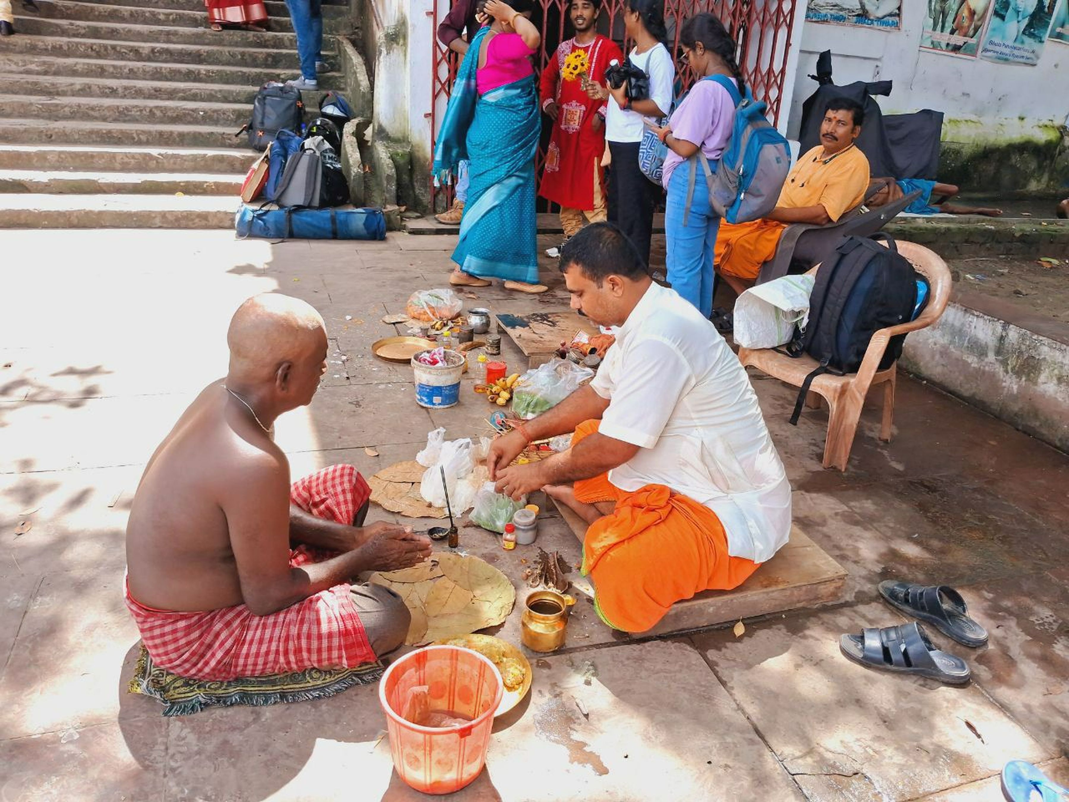 पितृपक्ष शुरू: पितृ नाराज ना हो जाएं, ऐसे करें श्राद्ध कर्म, देखें वीडियो