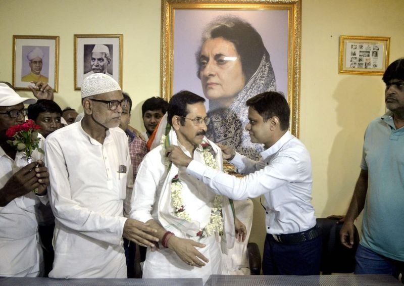 शुभंकर की ताजपोशी पश्चिम बंगाल में कांग्रेस का रुख बदलने के संकेत