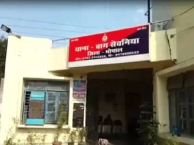 Kidnapping of a young man at gunpoint, miscreants kept beating him while driving him around in the car