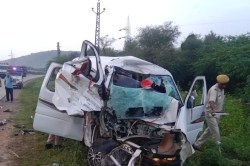 Rajasthan Road Accident: भीषण सड़क हादसे में 6 लोगों की मौत, MP से खाटूश्यामजी
जा रहे थे श्रद्धालु - image