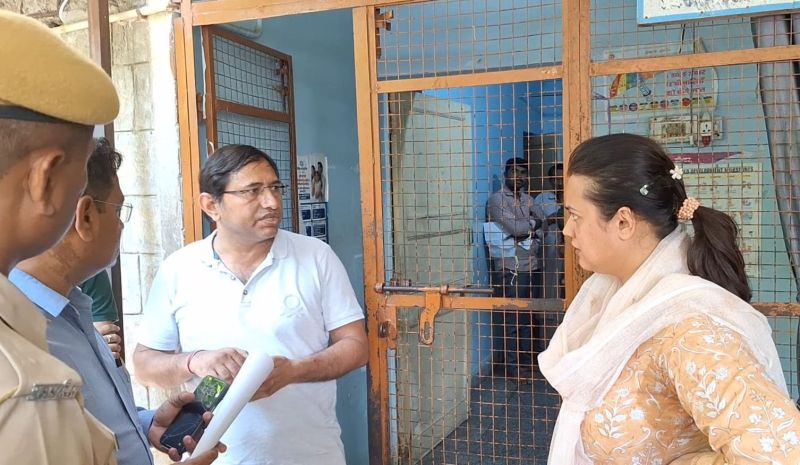 collector tina dabi inspection of govt hospital barmer