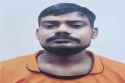 CG Crime News: पत्नी गई बाथरुम तो पीछे से आया पति और… देखकर सन्न रह गए लोग… - image