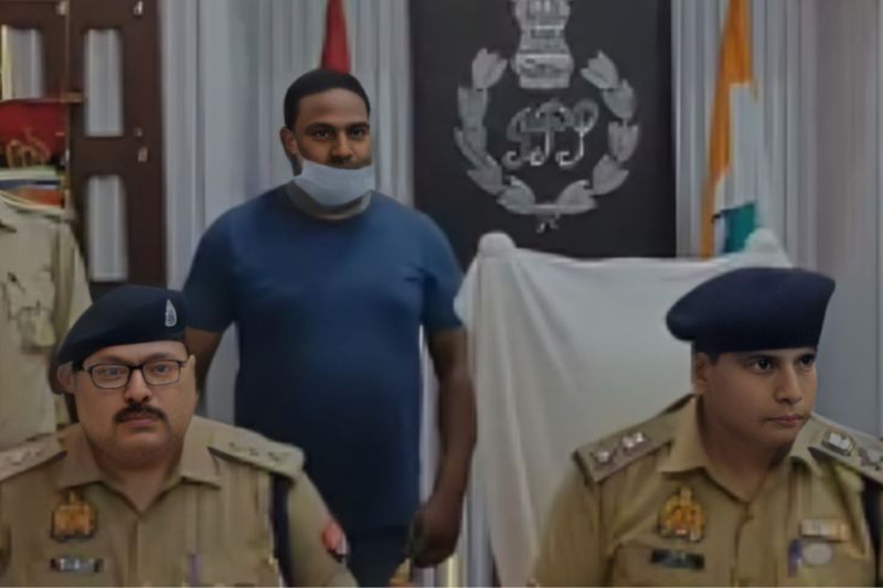 up Pacemaker Scam, Pacemaker, UP Pacemaker Case, Saifai Pacemaker Case, Etawah Pacemaker Scam, Etawah Pacemaker Case, Victims Family Demands to Hang Accused Doctor, Doctor Sameer Saraf, Doctor, Fake Pacemakers, UP News, UP Crime News, Etawah News, Etawah Crime News, Crime News, Dr. Sameer Saraf, Saifai Medical University, Saifai Medical University Etawah, Saifai Medical University Saifai