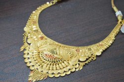 Latest Jewellery fraud: नकली हार देकर असली सोने की अंगूठी और चेन ले गए
बंटी-बबली, ज्वेलर्स संचालक के उड़े होश - image