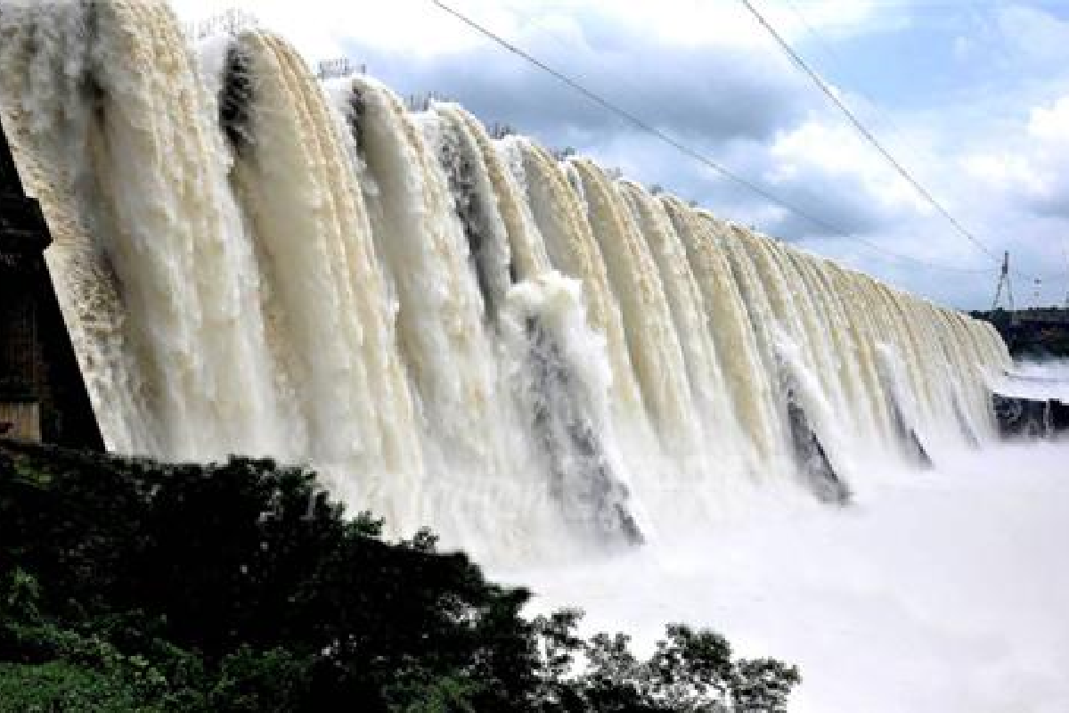 Heavy Rain: गुना में डैम के गेट खोले, कई जगहों का संपर्क टूटा, तीन दिन भारी
बारिश का अलर्ट