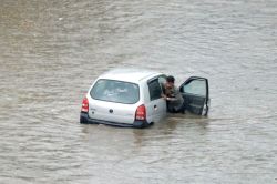 Rajasthan Monsoon: 1-2 जुलाई को भारी बारिश की भविष्यवाणी, IMD ने 11 जिलों के लिए
जारी किया अलर्ट - image