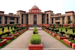 CG News: 18 तहसीलदारों के तबादले पर लगी रोक, High Court ने कहा- सरकार कमेटी
बनाए… - image